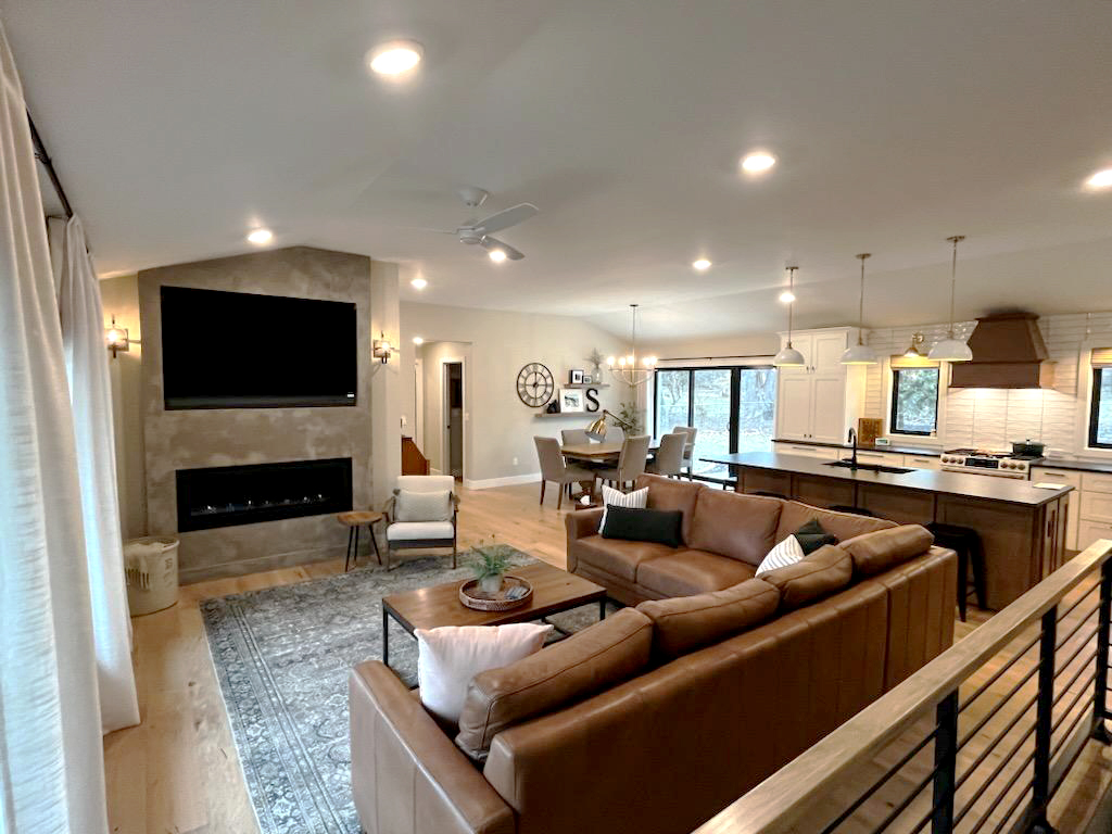 1405 renovation great room after