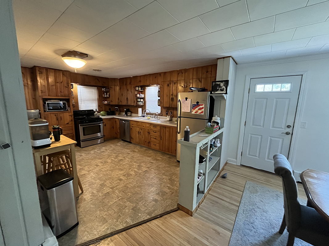 kitchen renovation before